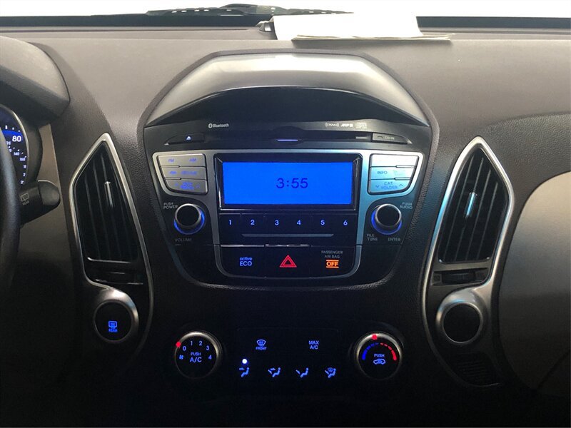 Used 2012 Hyundai Tucson GLS FWD image 13