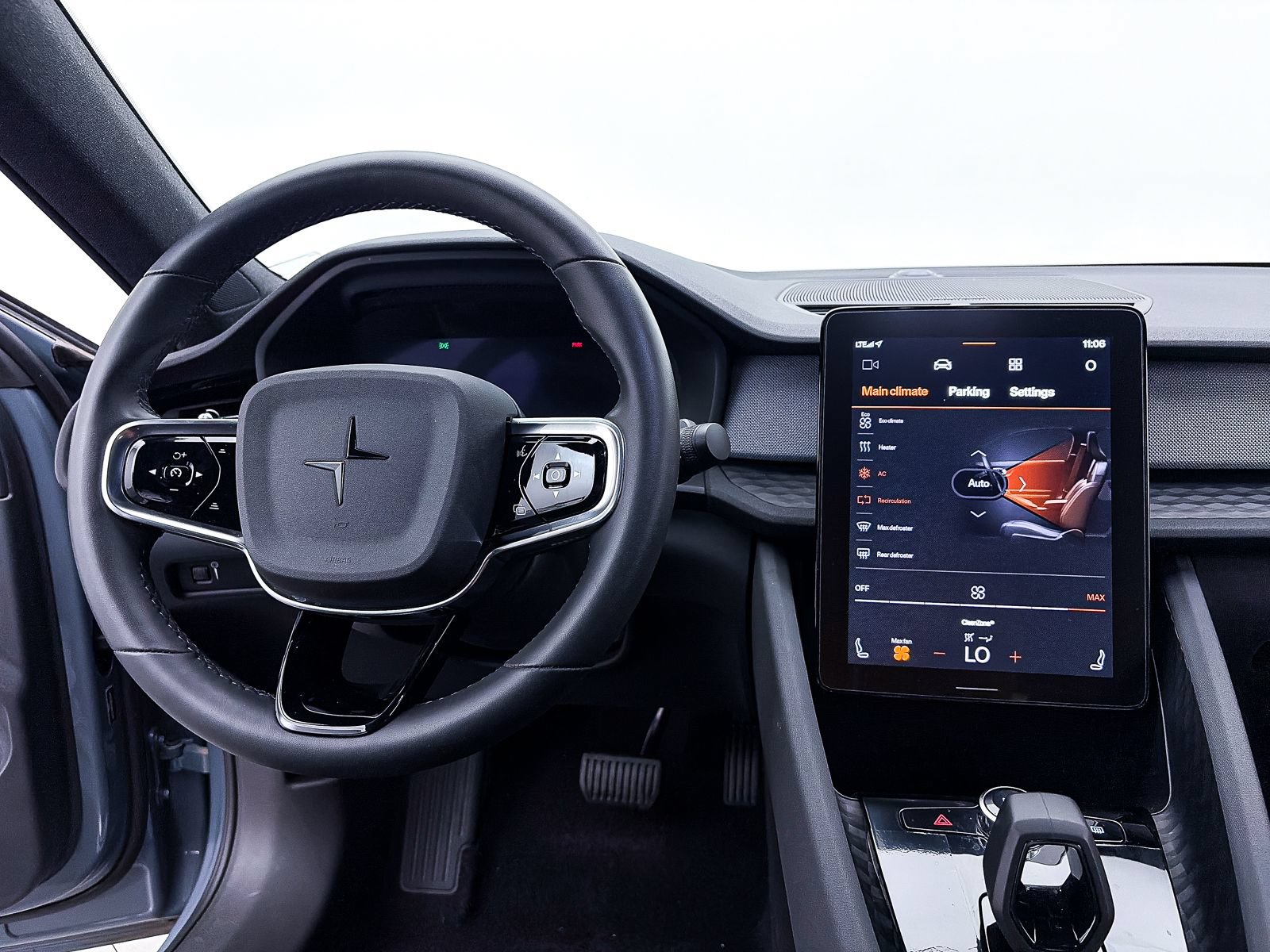 Used 2022 Polestar Polestar 2 w/ Pilot Package AWD/4WD image 3
