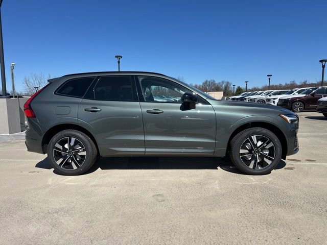 New 2026 Volvo XC60 B5 Plus w/ Protection Package Premier image 8