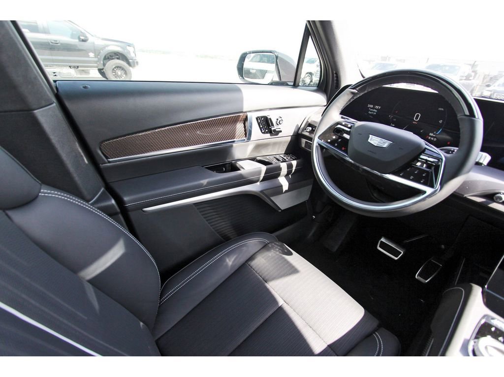 New 2026 Cadillac Vistiq Premium Luxury AWD/4WD image 8