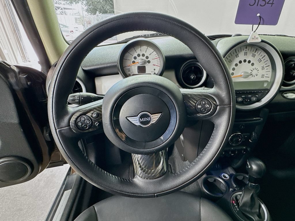 Used 2013 MINI Cooper Clubman FWD image 12