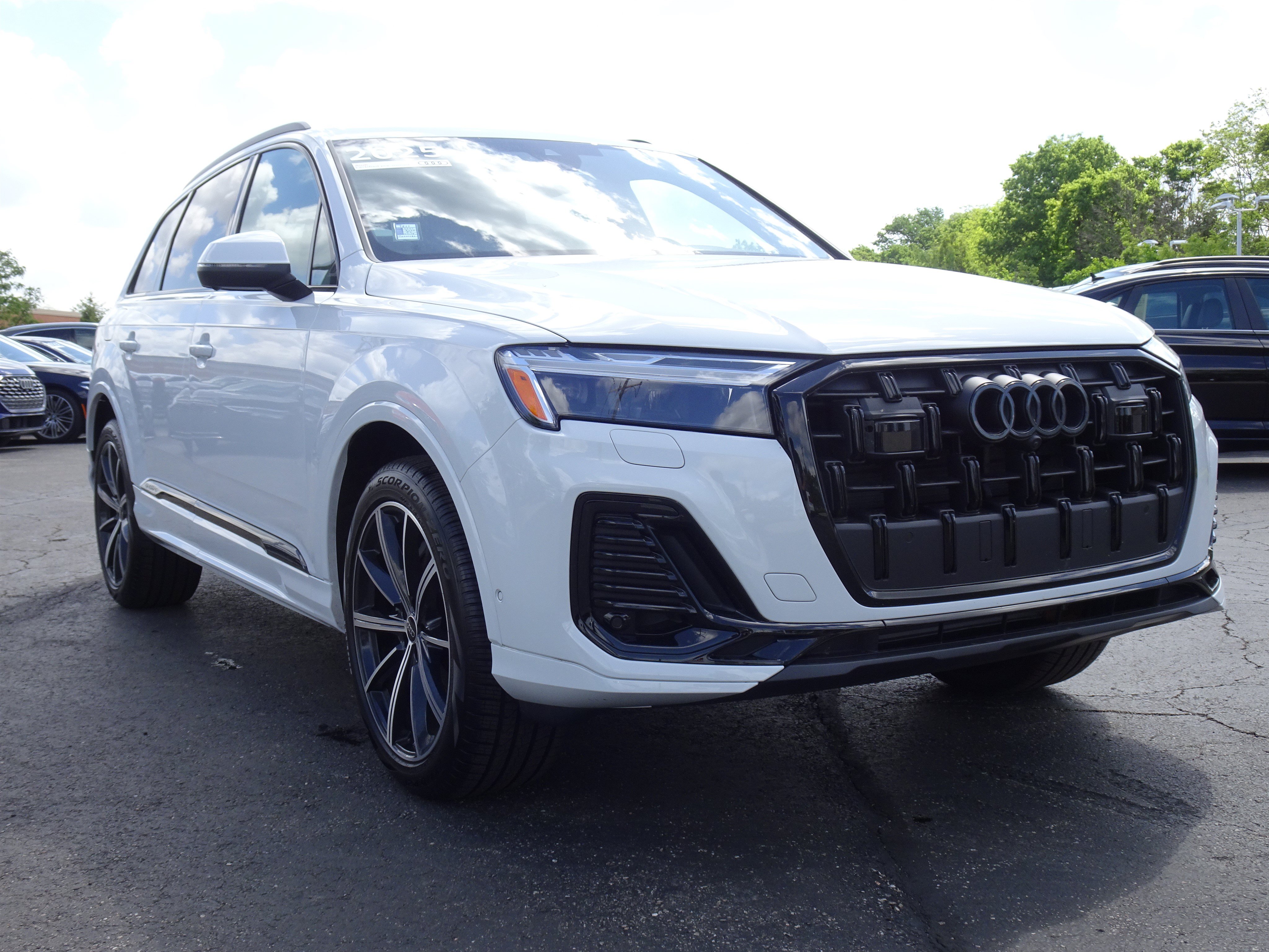 Certified 2025 Audi Q7 2.0T Premium Plus w/ Premium Plus Package AWD/4WD image 6