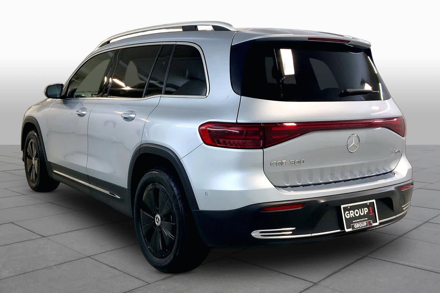 Used 2024 Mercedes-Benz EQB 300 4MATIC w/ Winter Package image 11