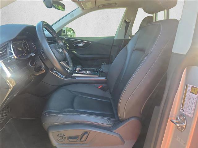 Used 2019 Audi Q8 Premium Plus w/ Premium Plus AWD/4WD image 15