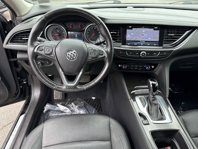 Used 2018 Buick Regal Essence w/ Sights and Sounds Package AWD/4WD image 17