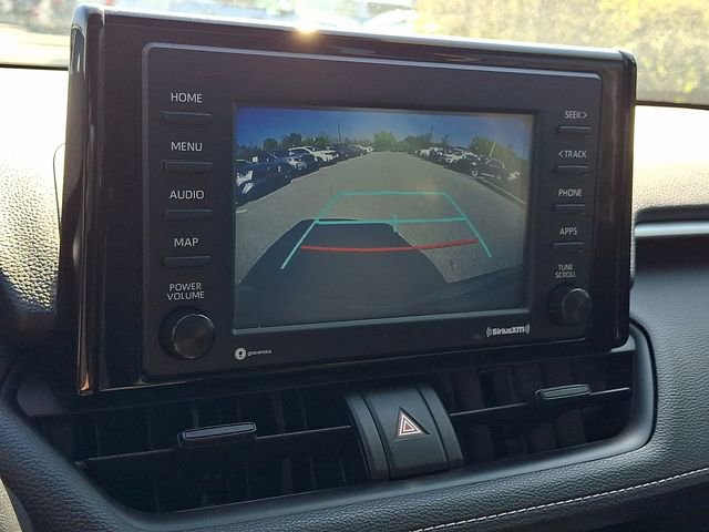 Certified 2020 Toyota RAV4 XLE w/ Convenience Package AWD/4WD image 18