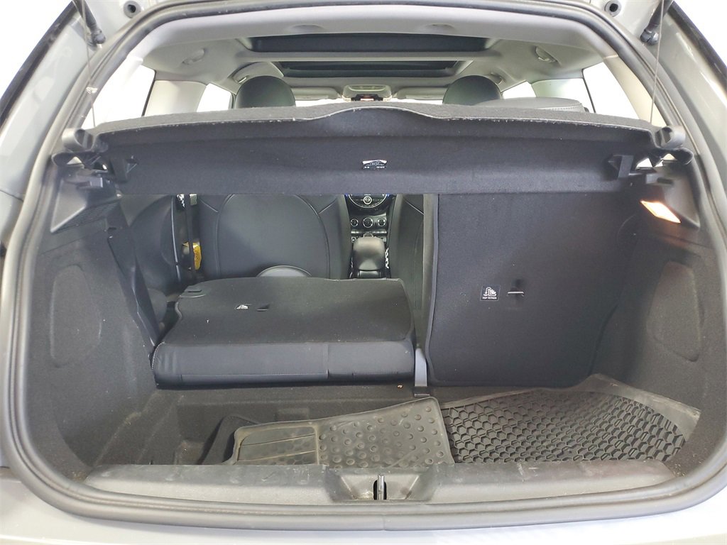 Used 2019 MINI Cooper 2-Door Hardtop image 26