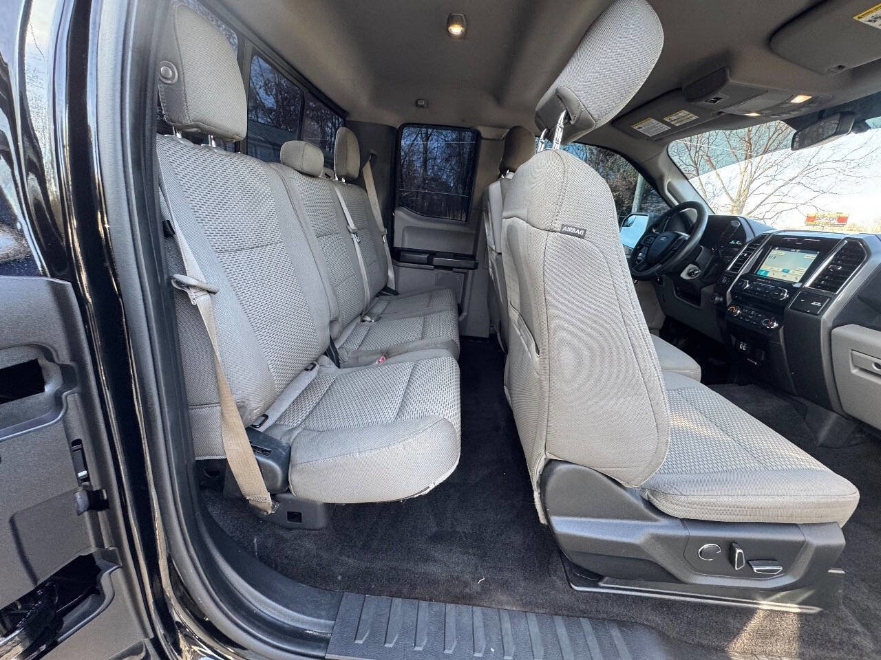 Used 2017 Ford F150 XLT w/ Equipment Group 302A Luxury image 16