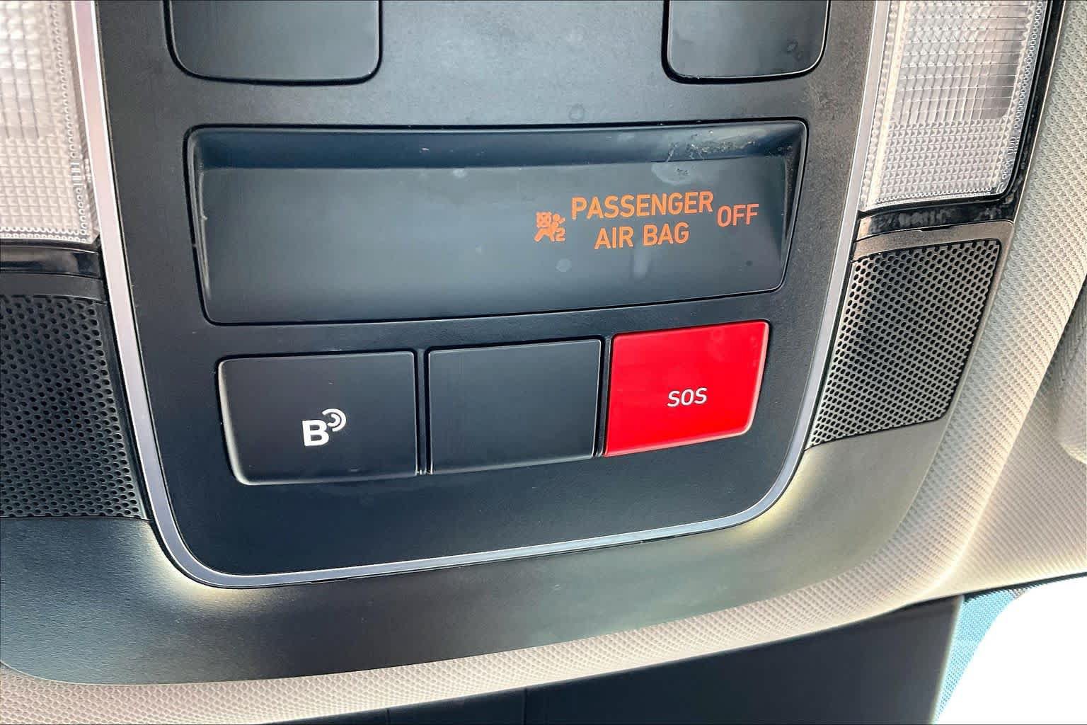Used 2025 Hyundai Sonata SEL FWD image 31