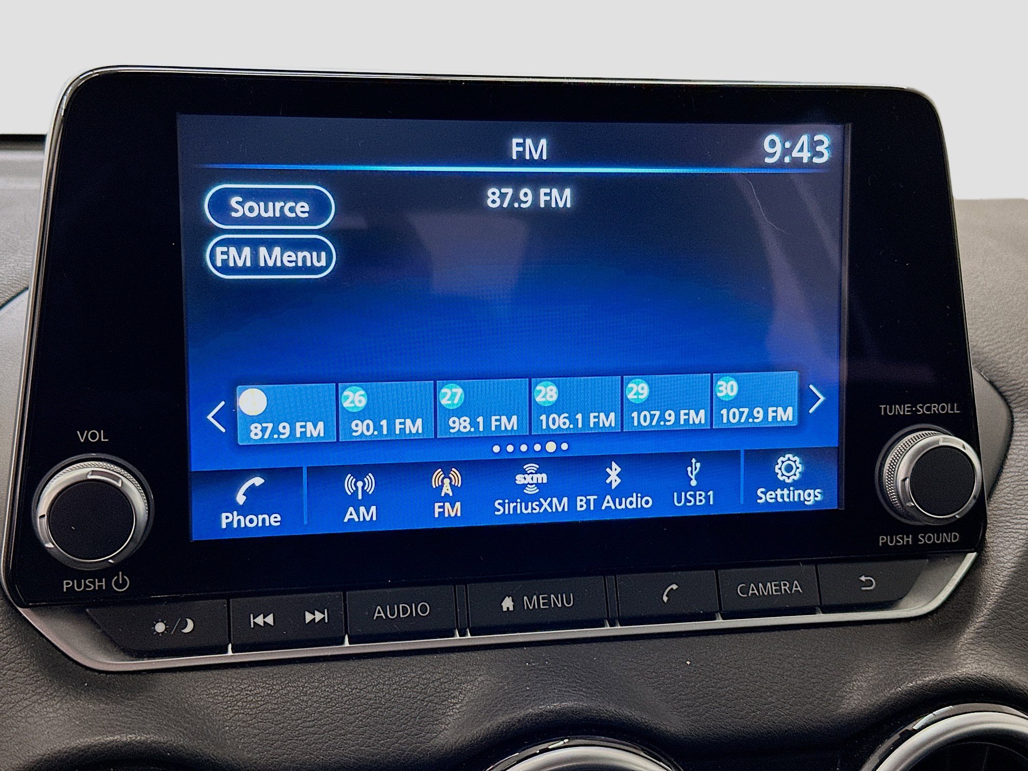 Used 2024 Nissan Sentra SV FWD image 21