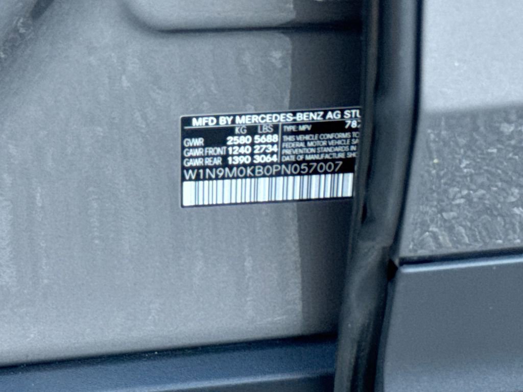 Used 2023 Mercedes-Benz EQB 300 4MATIC image 27