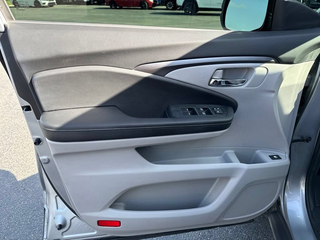 Certified 2020 Honda Ridgeline RTL image 30