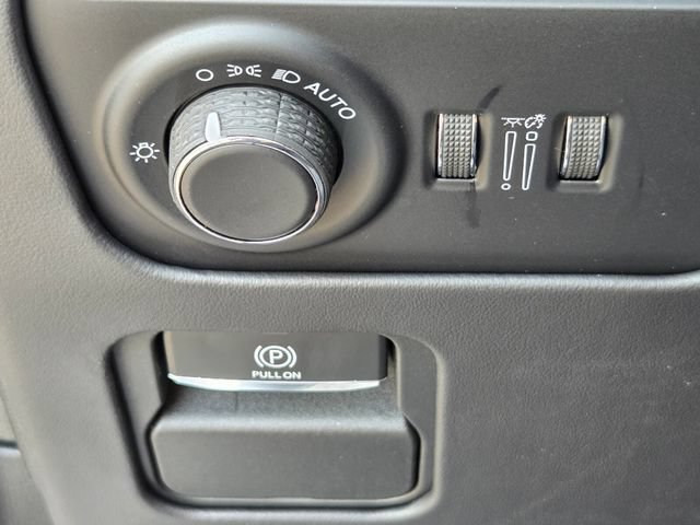 New 2026 Jeep Grand Wagoneer Summit AWD/4WD image 25