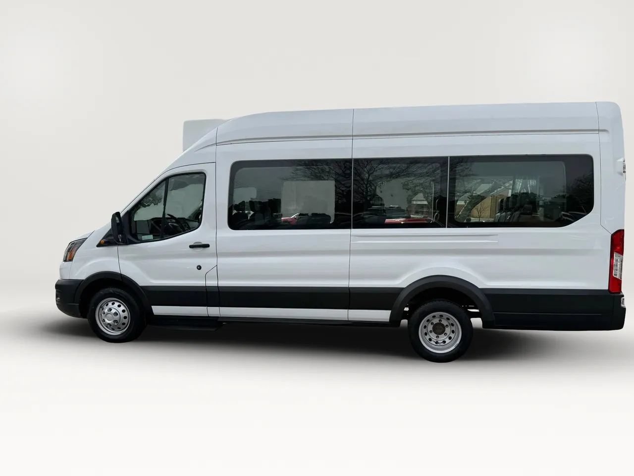 Used 2022 Ford Transit 350 XL RWD image 6