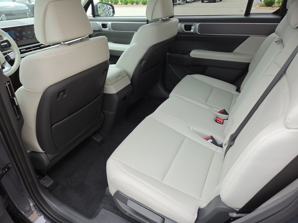 New 2027 Hyundai Santa Fe SEL FWD image 28