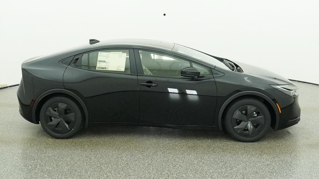 New 2027 Toyota Prius LE FWD image 14