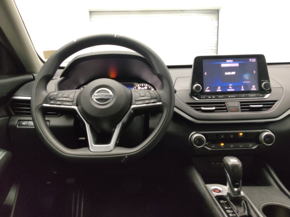 Used 2020 Nissan Altima 2.5 S FWD image 22