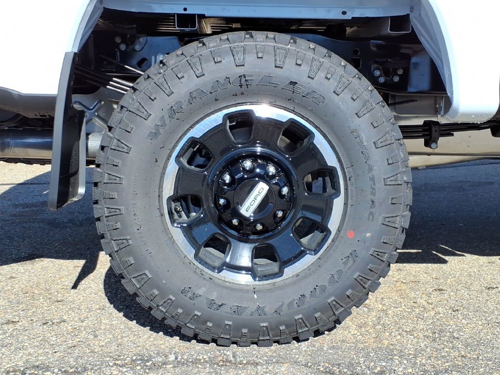 New 2027 Ford F250 XL w/ Tremor Off-Road Package AWD/4WD image 11
