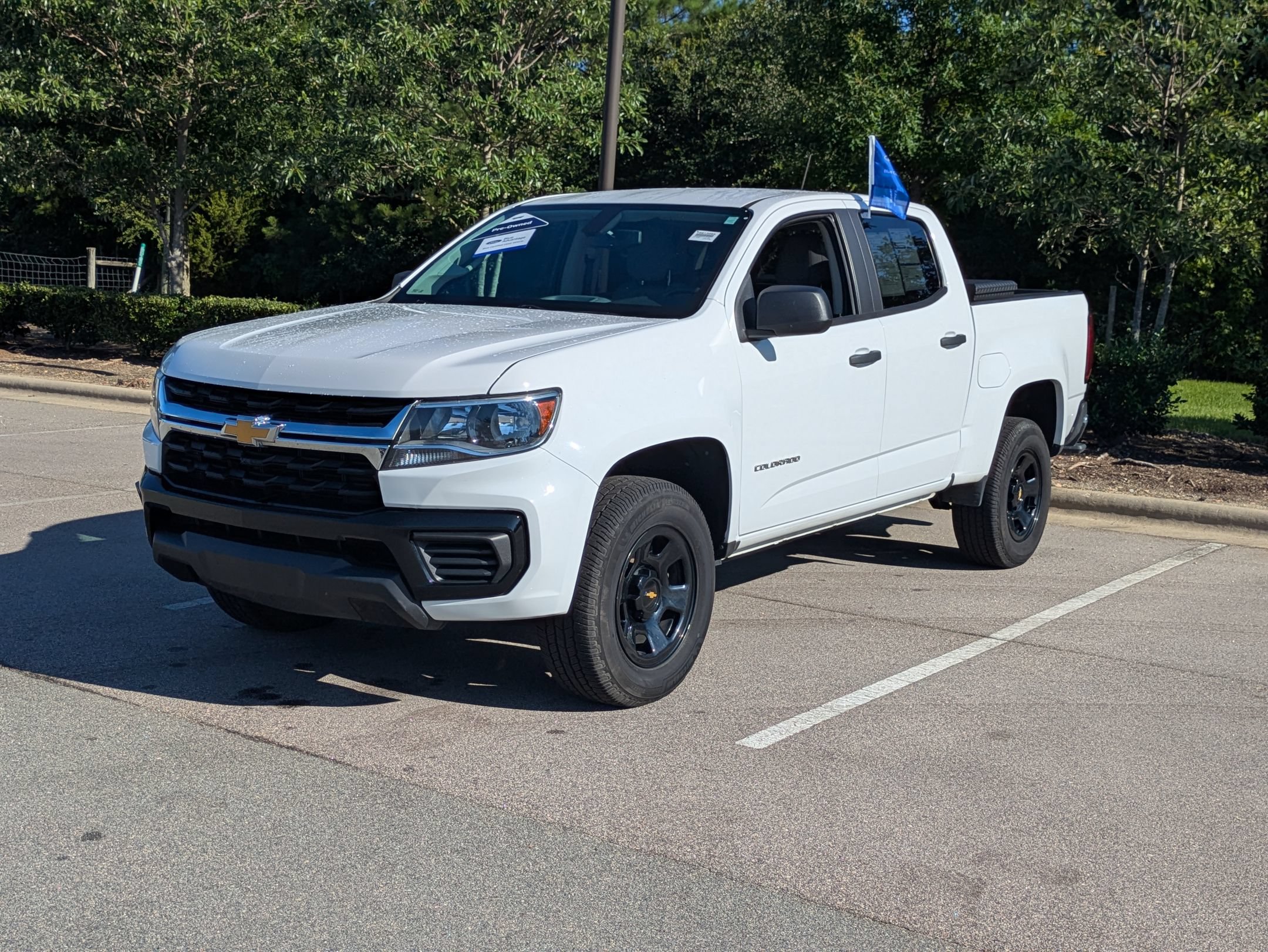 Used 2021 Chevrolet Colorado W/T w/ WT Convenience Package RWD image 8