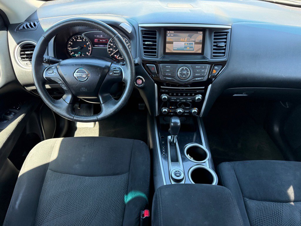 Used 2016 Nissan Pathfinder SV image 20