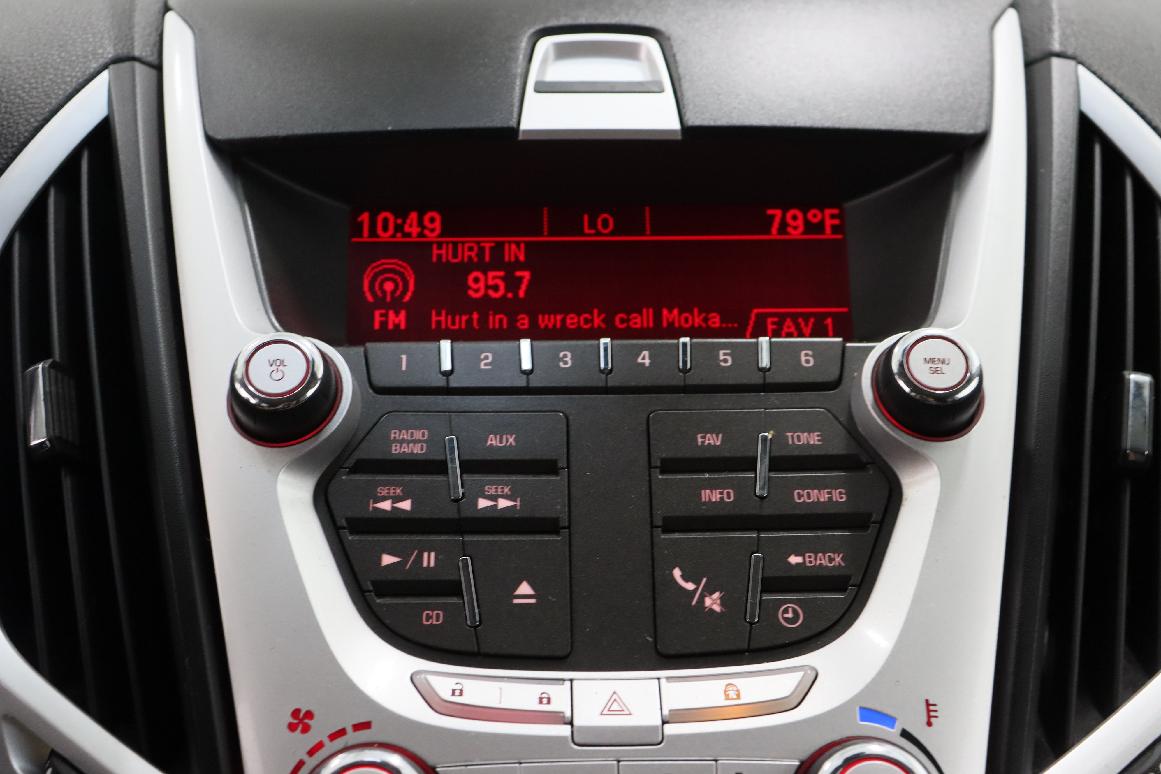 Used 2011 GMC Terrain SLE AWD/4WD image 18