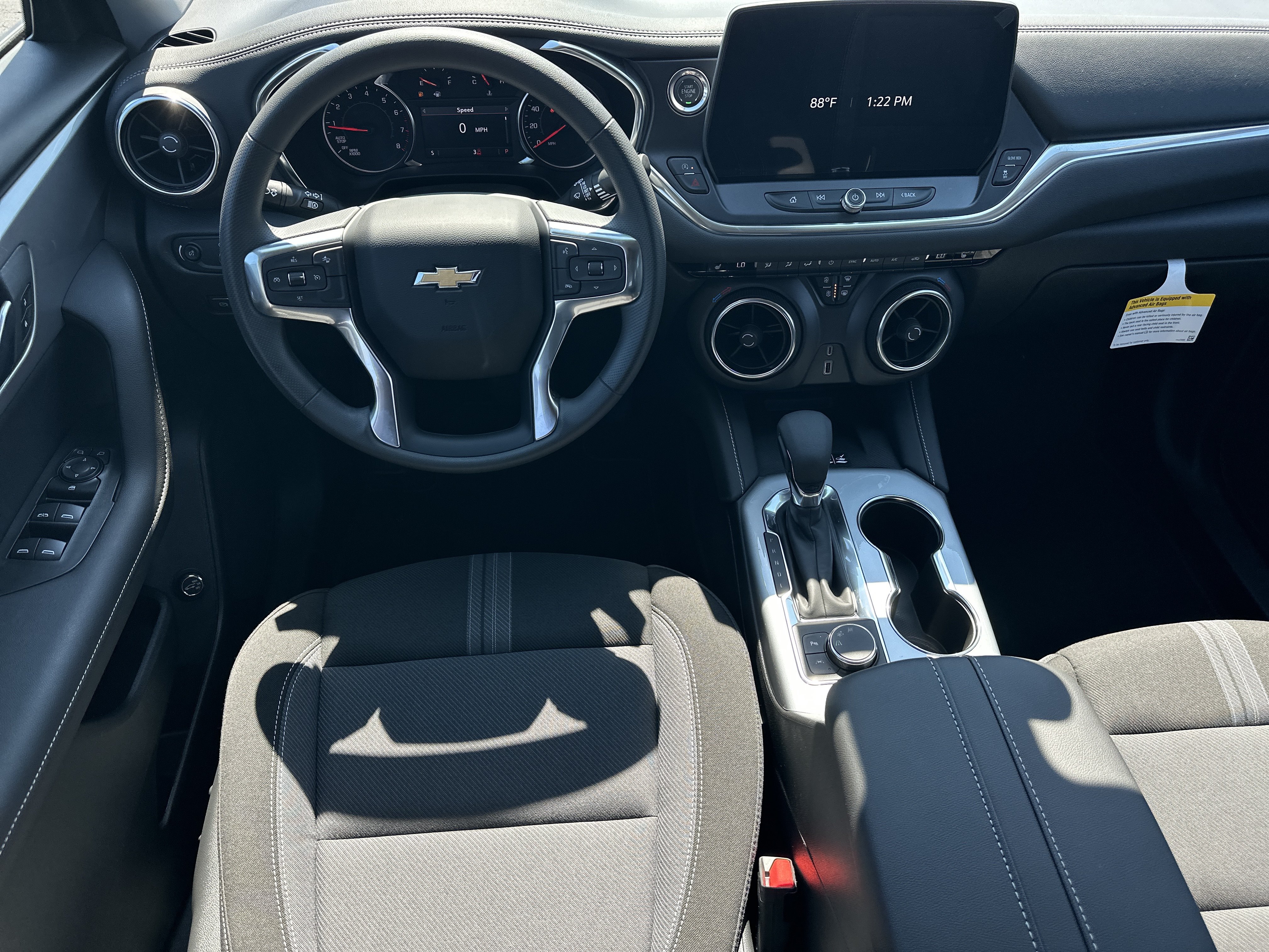 New 2026 Chevrolet Blazer LT w/ Convenience Package FWD image 23