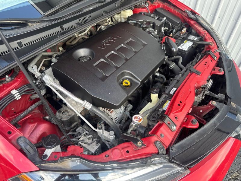 Used 2017 Toyota Corolla LE image 39