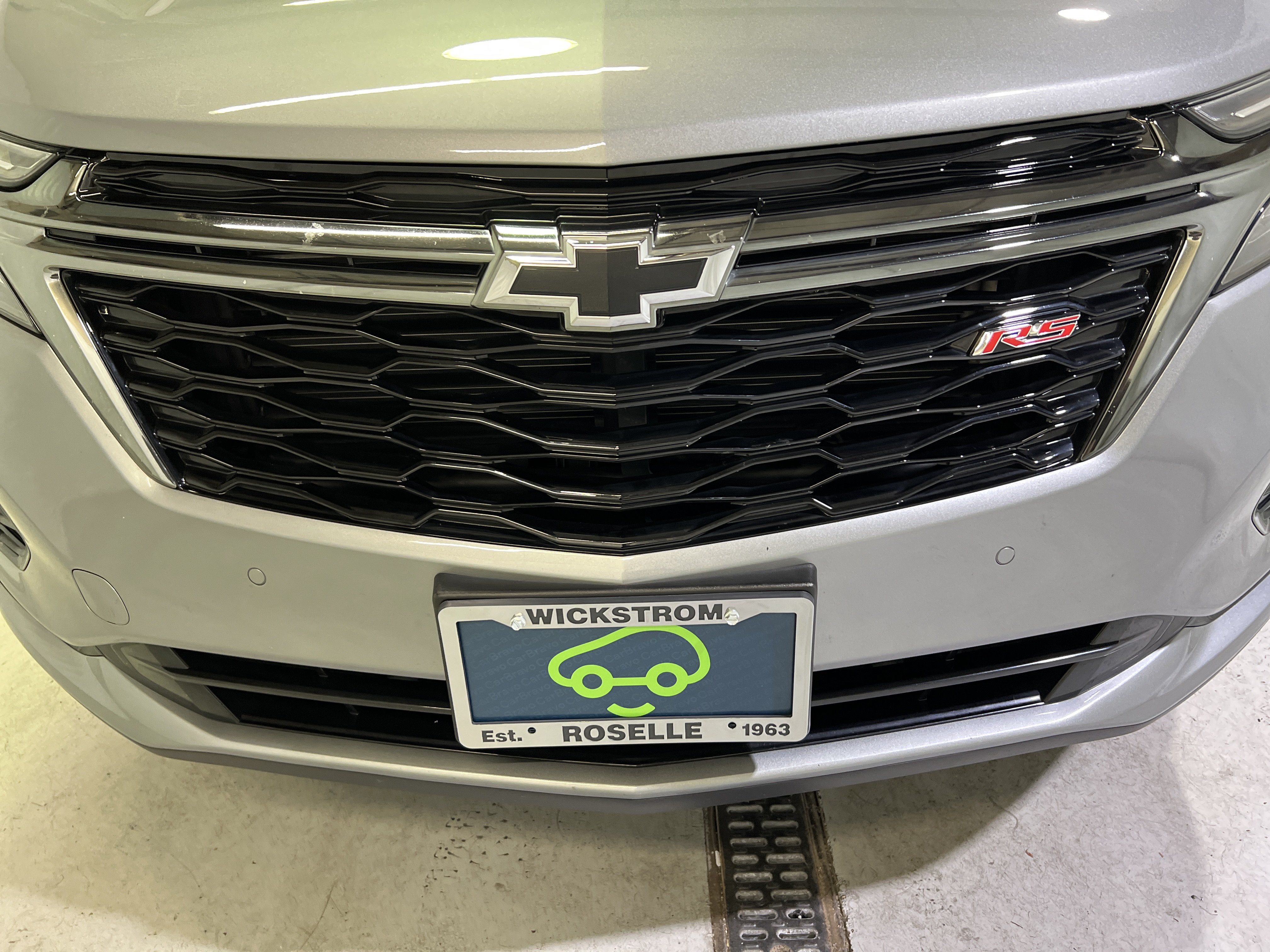 Used 2023 Chevrolet Equinox RS AWD/4WD image 4