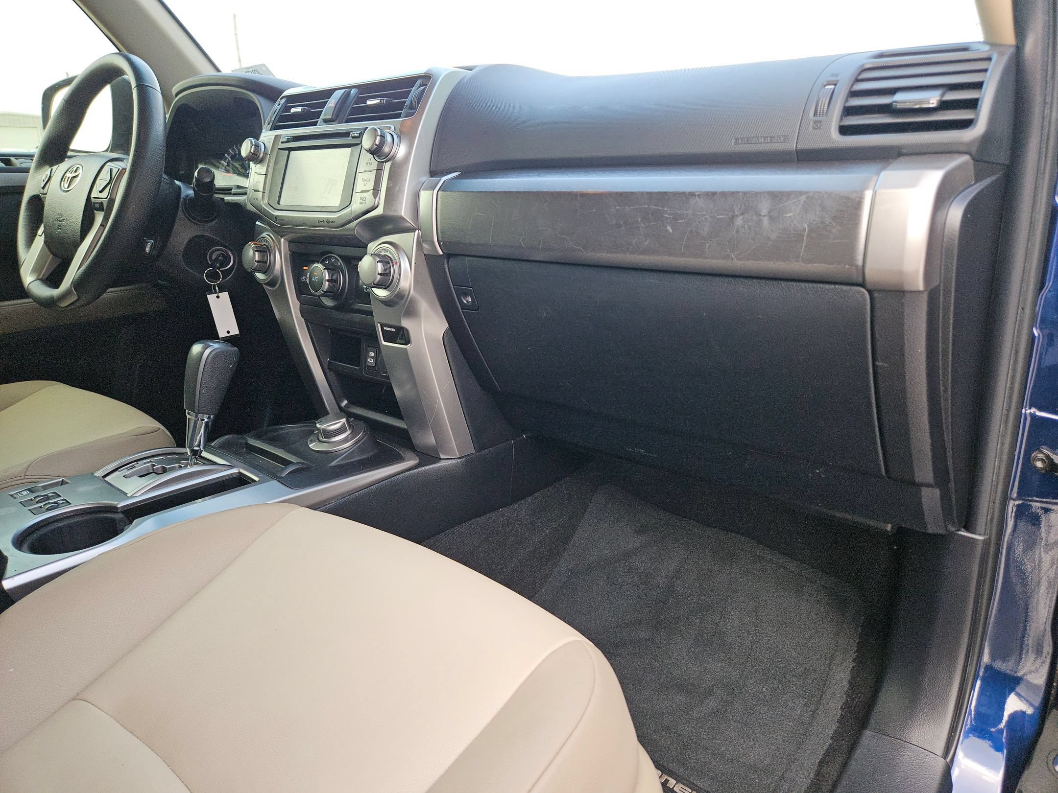 Used 2019 Toyota 4Runner SR5 Premium AWD/4WD image 28