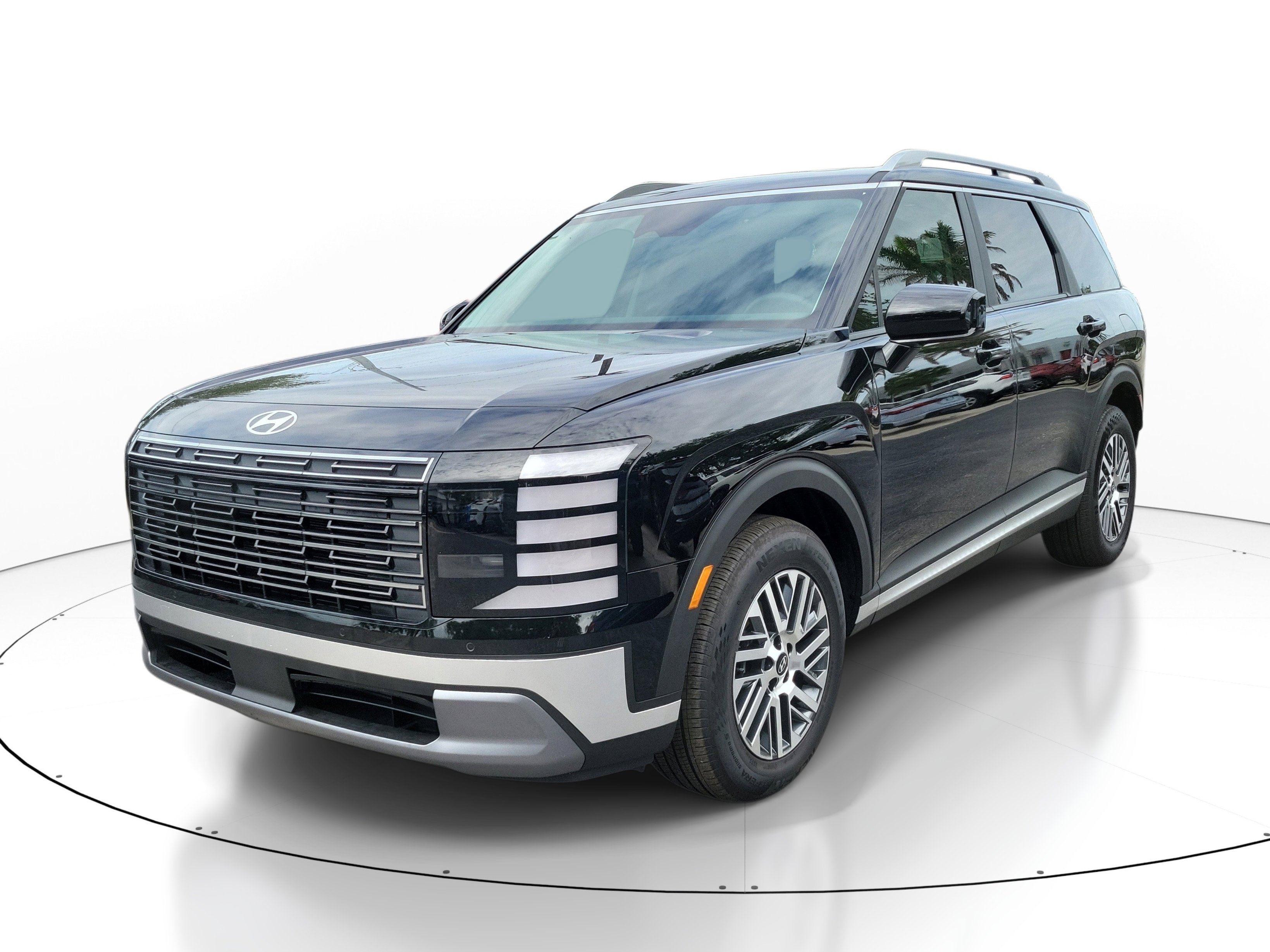 Used 2026 Hyundai Palisade SEL FWD image 3