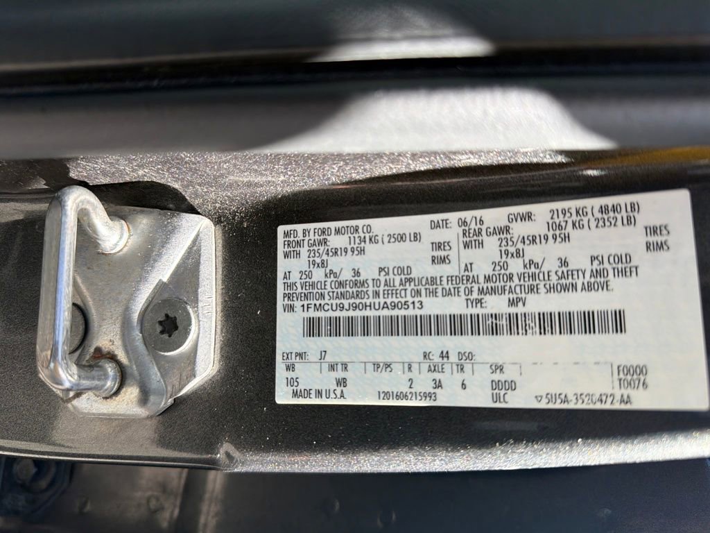 Used 2017 Ford Escape Titanium image 25