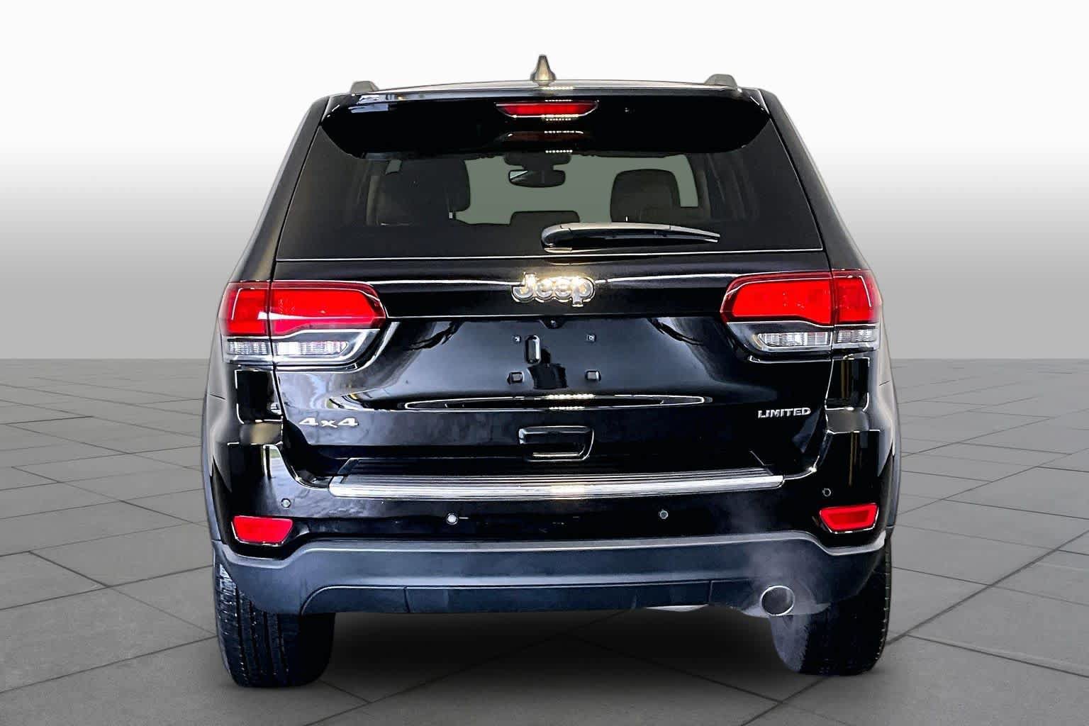 Used 2020 Jeep Grand Cherokee Limited AWD/4WD image 5