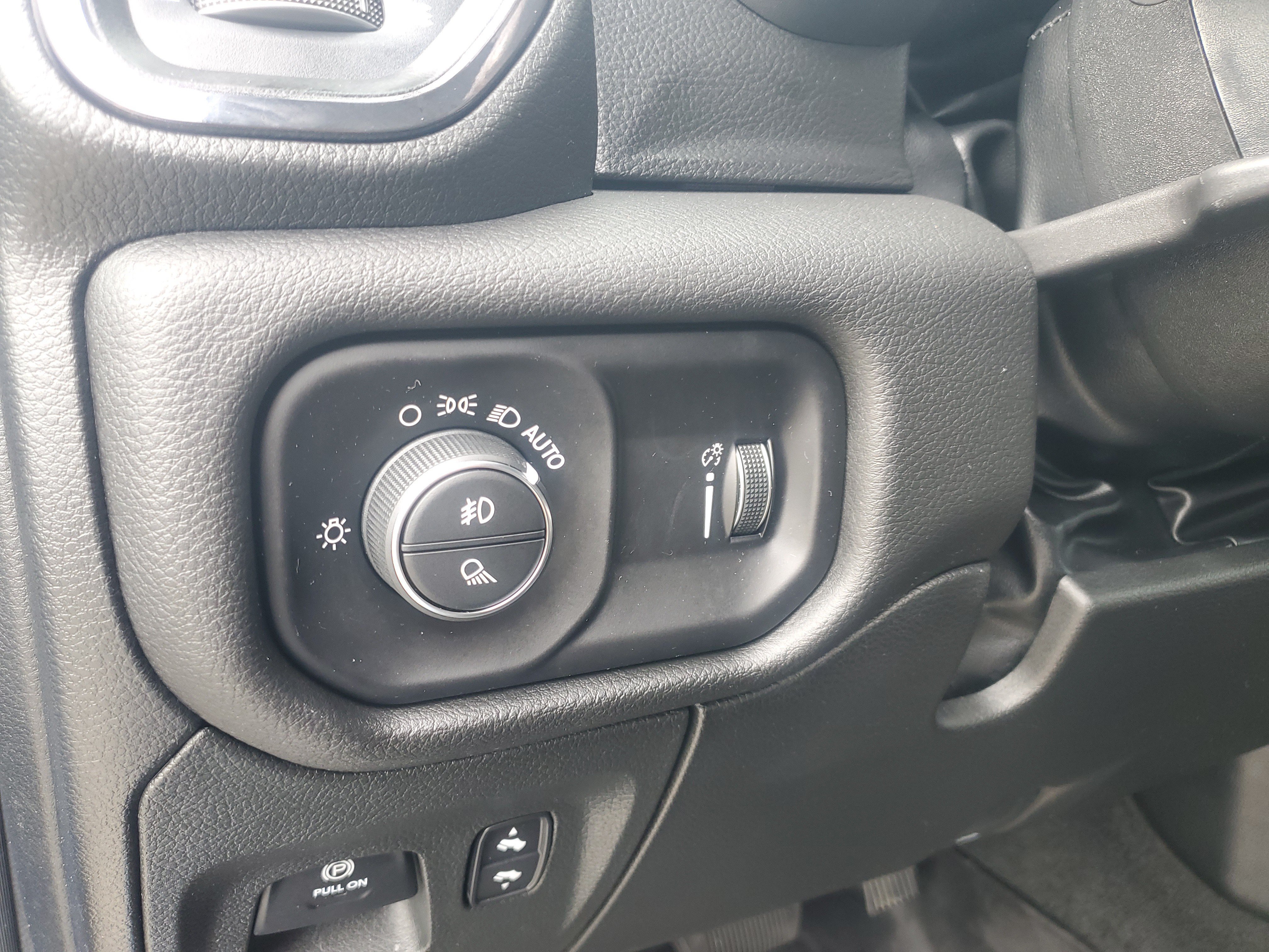 Used 2023 RAM 1500 Big Horn AWD/4WD image 26