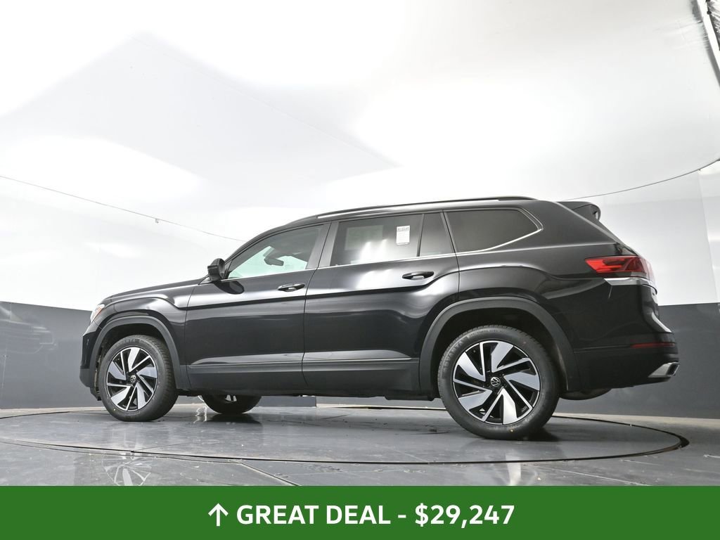 Used 2024 Volkswagen Atlas SE image 53