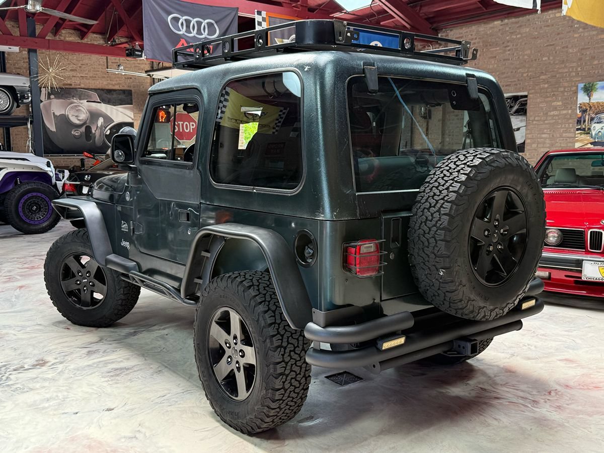 Used 2003 Jeep Wrangler Sahara AWD/4WD image 6