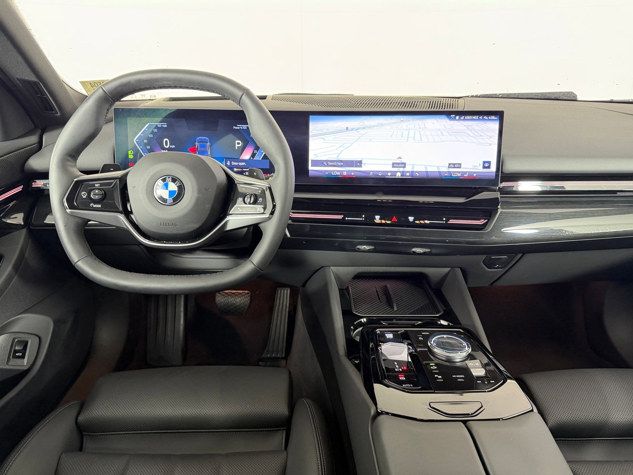 Used 2026 BMW 530i RWD image 31