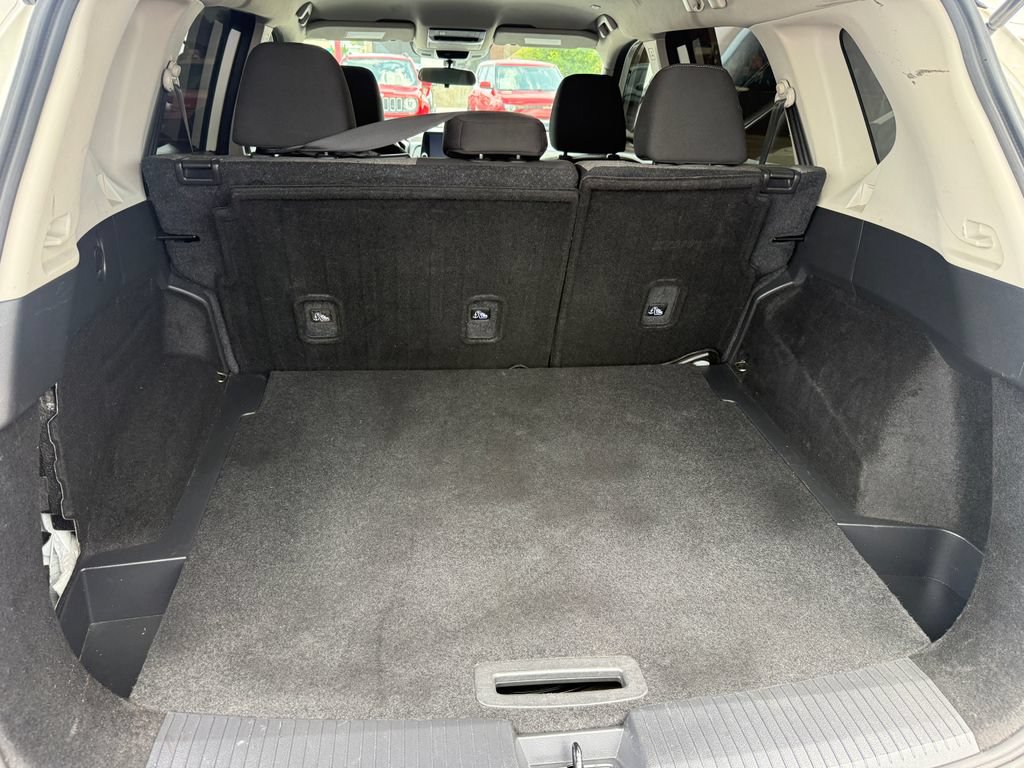 Used 2022 Nissan Rogue SV AWD/4WD image 18