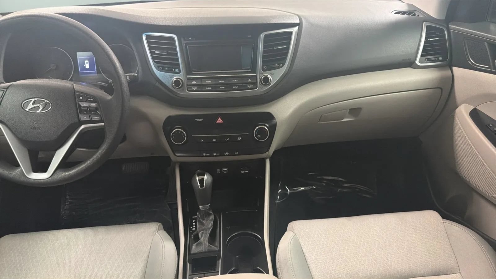 Used 2017 Hyundai Tucson SE w/ SE Popular Package 02 FWD image 15