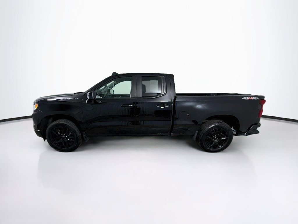 Used 2025 Chevrolet Silverado 1500 RST AWD/4WD image 8