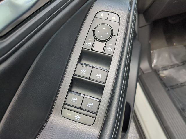 Used 2023 Nissan Rogue SV w/ SV Premium B Package FWD image 21