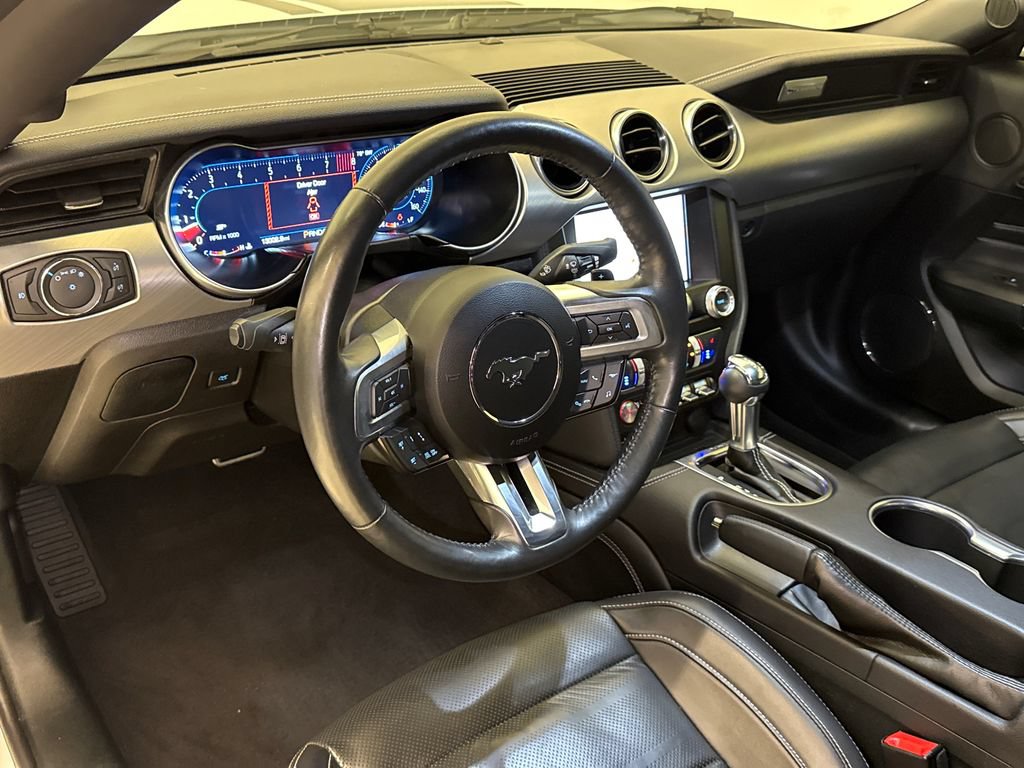 Used 2022 Ford Mustang GT Premium w/ Equipment Group 401A RWD image 19