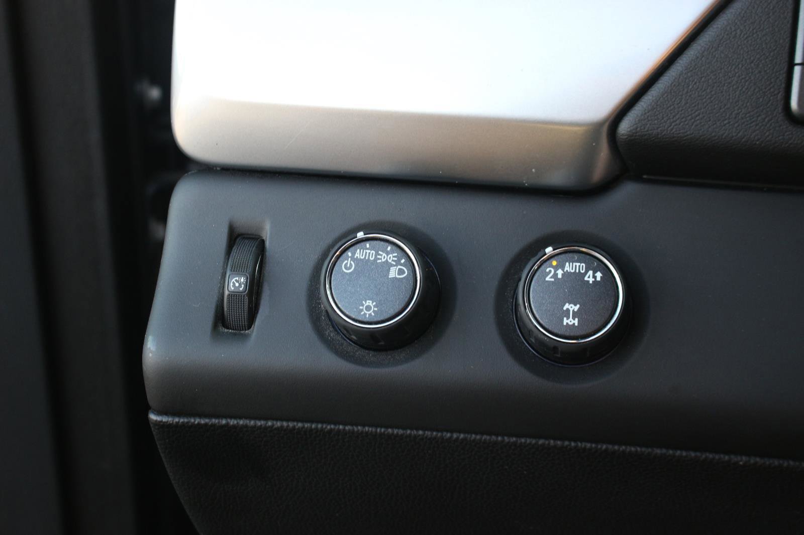 Used 2019 Chevrolet Tahoe LS image 28