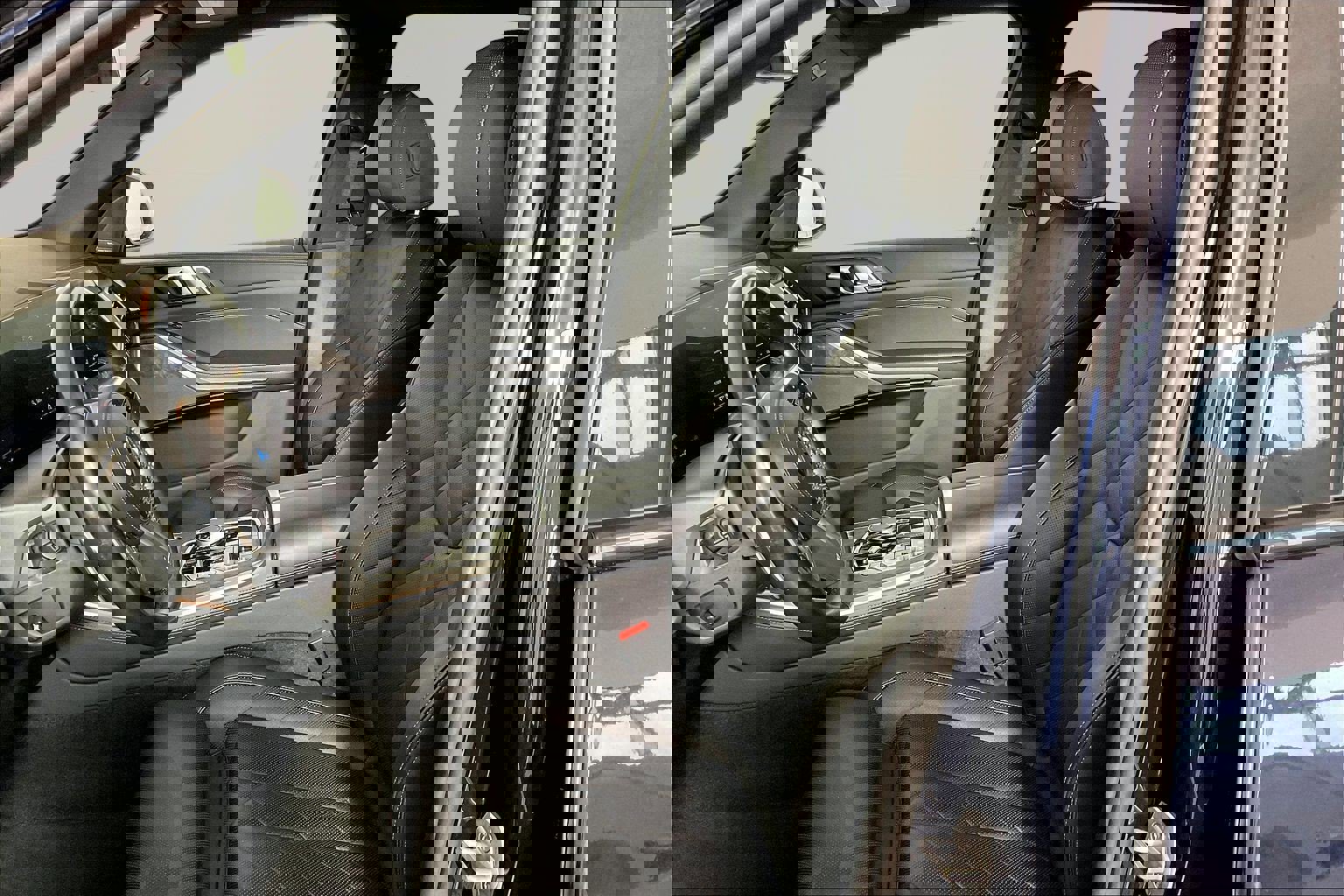 Certified 2024 BMW X5 xDrive40i w/ M Sport Package image 25