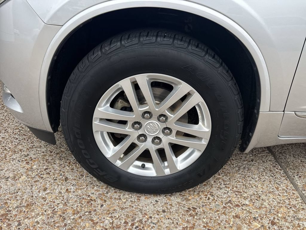 Certified 2015 Buick Enclave Convenience FWD image 32