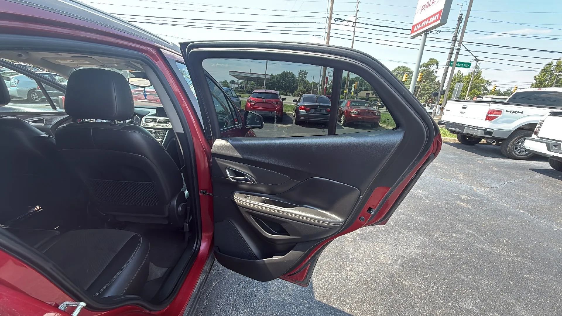 Used 2014 Buick Encore FWD image 15