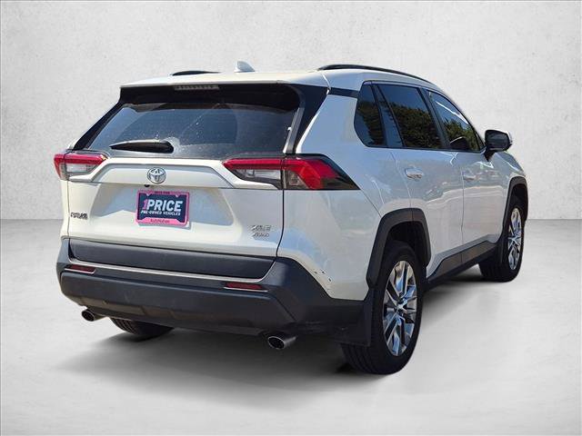 Certified 2021 Toyota RAV4 XLE Premium AWD/4WD image 5