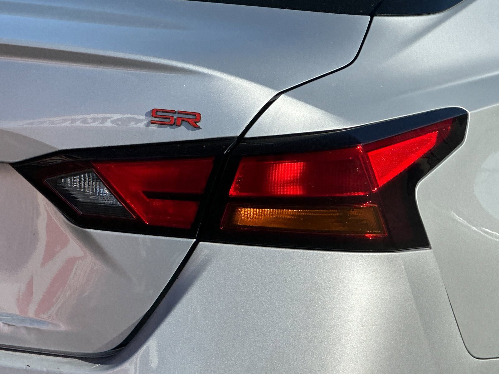 Used 2024 Nissan Altima 2.5 SR image 24