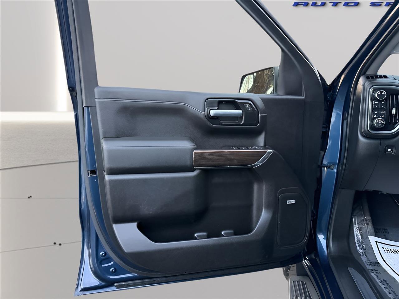 Used 2020 Chevrolet Silverado 1500 LT Trail Boss image 24