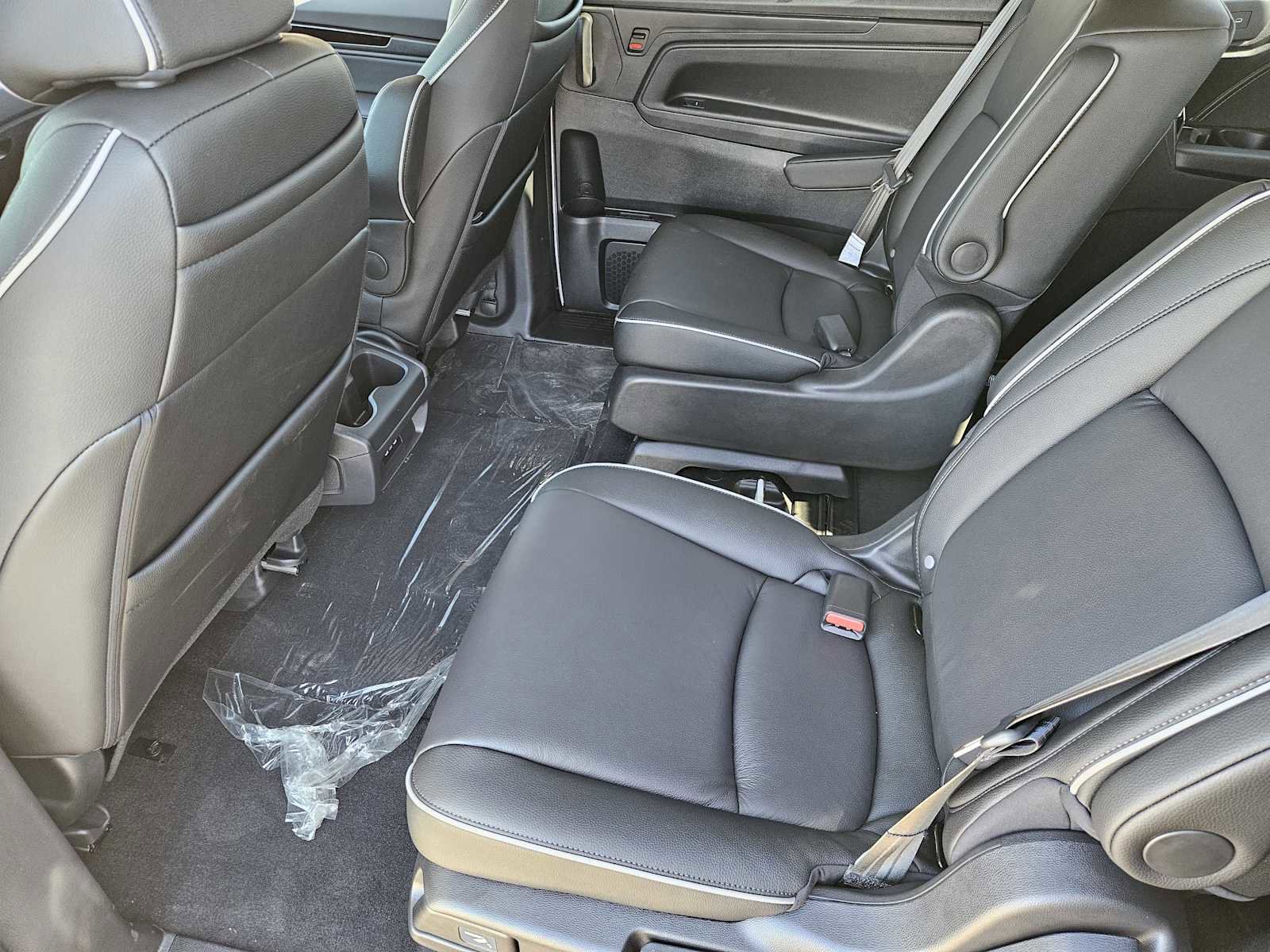 New 2026 Honda Odyssey Touring image 23