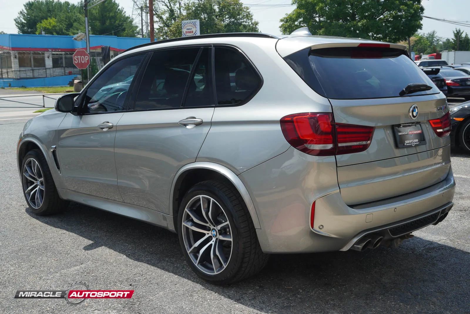 Used 2016 BMW X5 M image 5